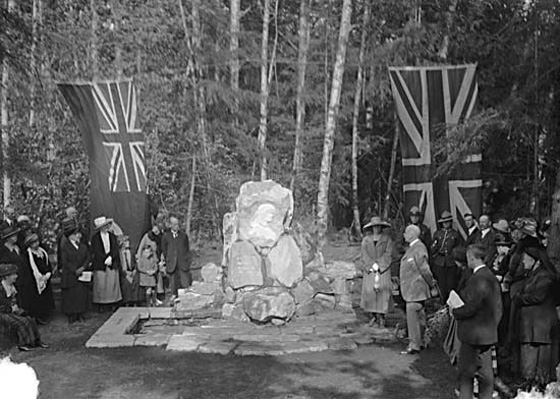 Pauline Memorial Dedication, Stanley Park 1922