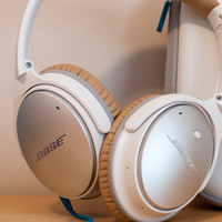 Bose QuietComfort 25 headphones