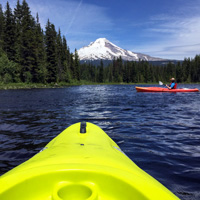 Trillium Lake kayaking, Oregon