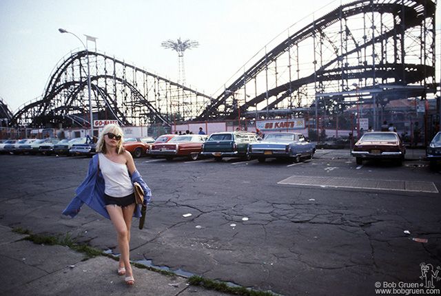 Debbie Harry, Coney Island 1977