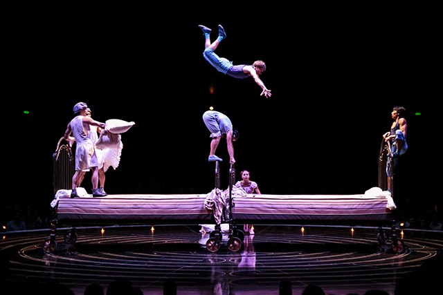 Bouncing Beds Cirque du Soleil