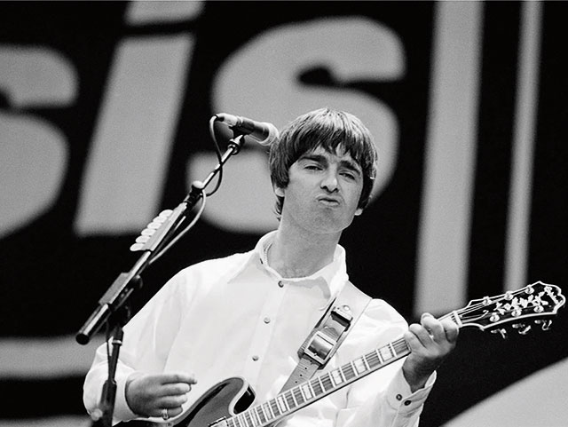 Oasis Knebworth Noel Gallagher