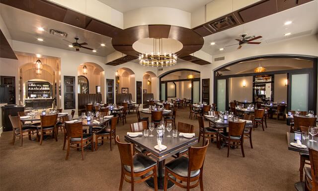 Ferraro's Las Vegas Dining room